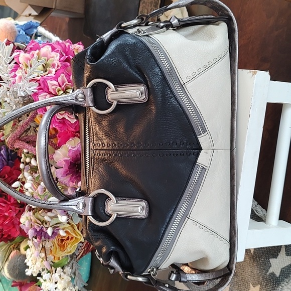 Handbags - Two-Tone Black and Cream Shoulder Bag